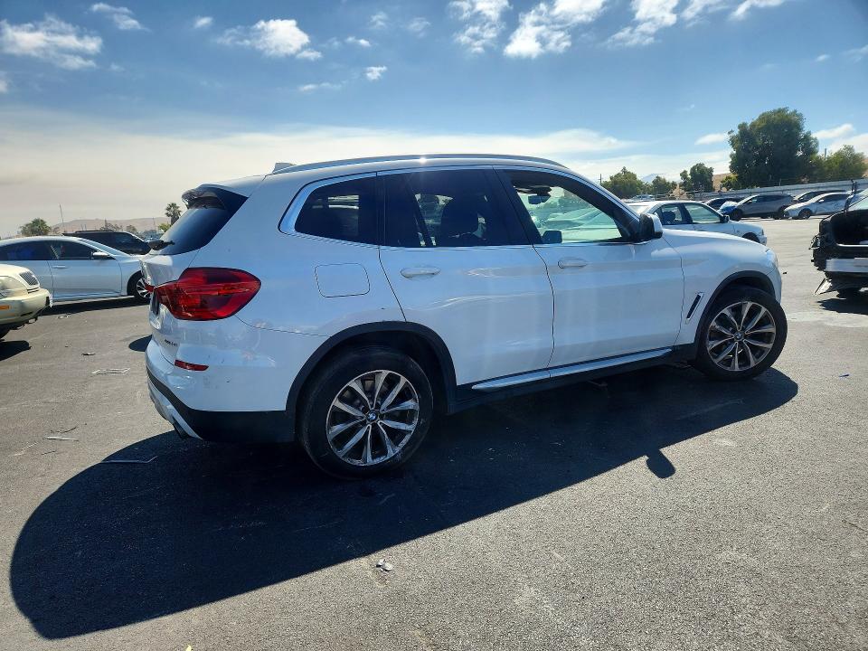 Photo 3 from auction – 2019 BMW X3 with VIN 5UXTR9C51KLD95193