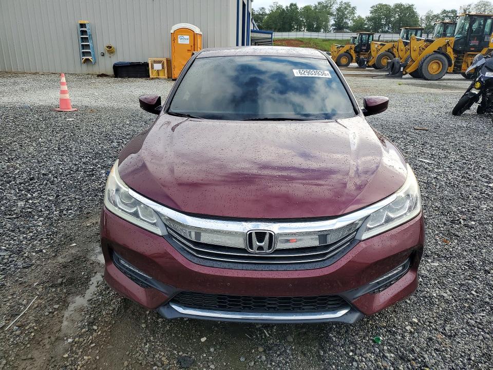 Photo 5 from auction – 2017 HONDA ACCORD with VIN 1HGCR2F15HA045473