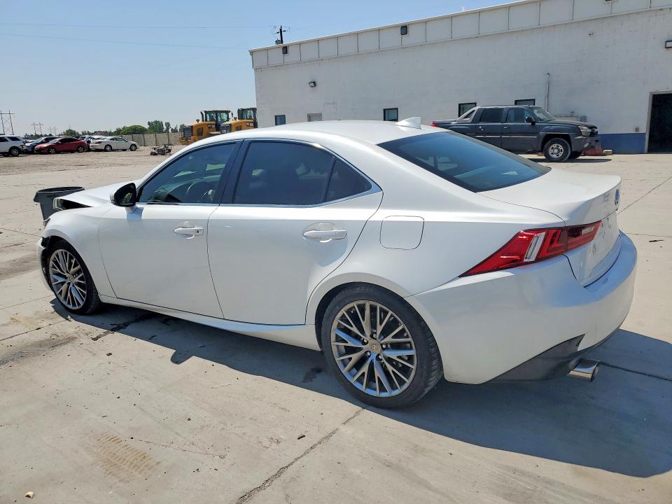 Photo 2 from auction – 2016 LEXUS IS with VIN JTHCM1D28G5007793