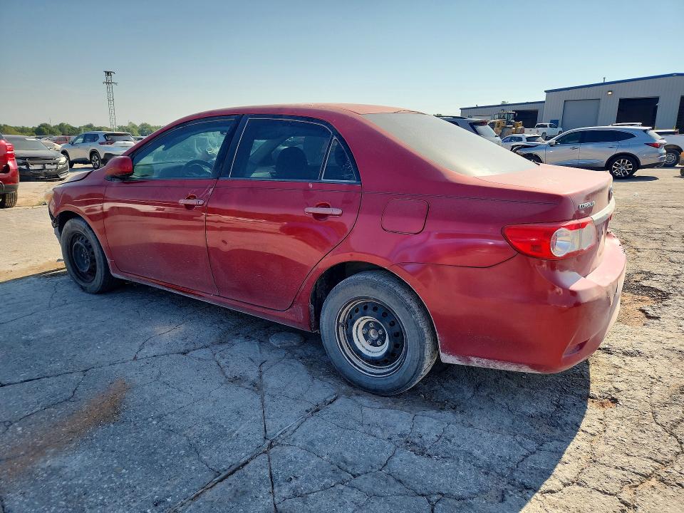 Photo 2 from auction – 2011 TOYOTA COROLLA with VIN 2T1BU4EE4BC561562
