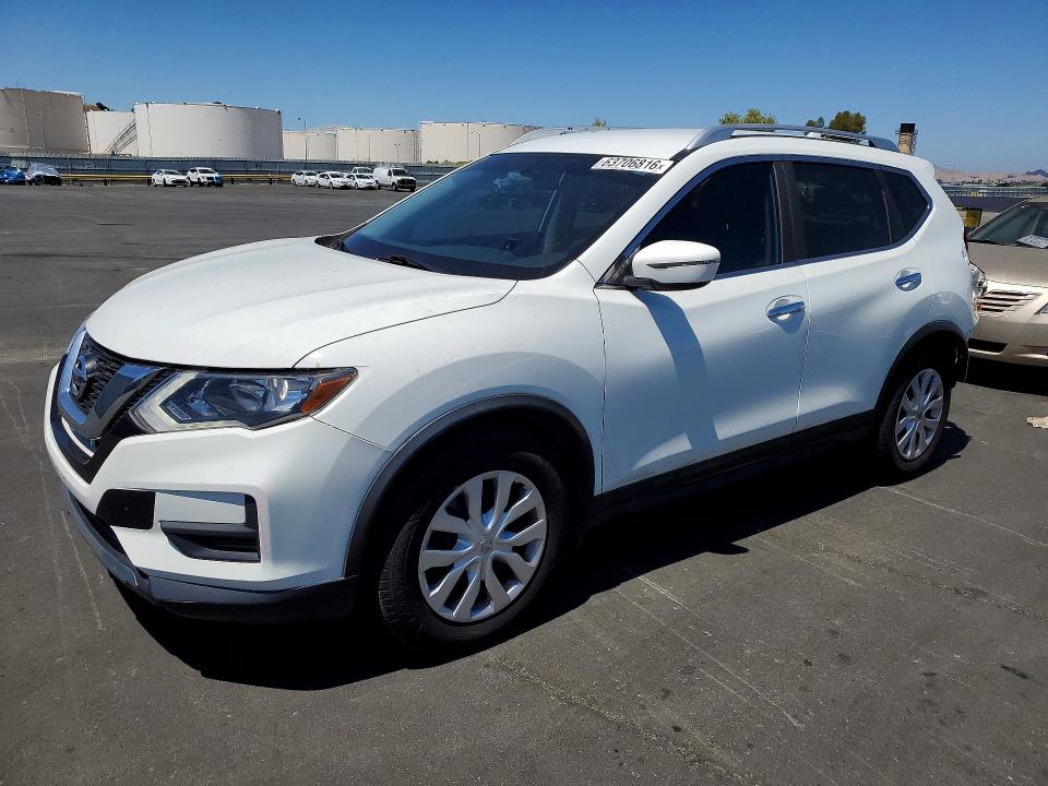 NISSAN ROGUE 2017 with VIN KNMAT2MT1HP522649 - Photo from auction