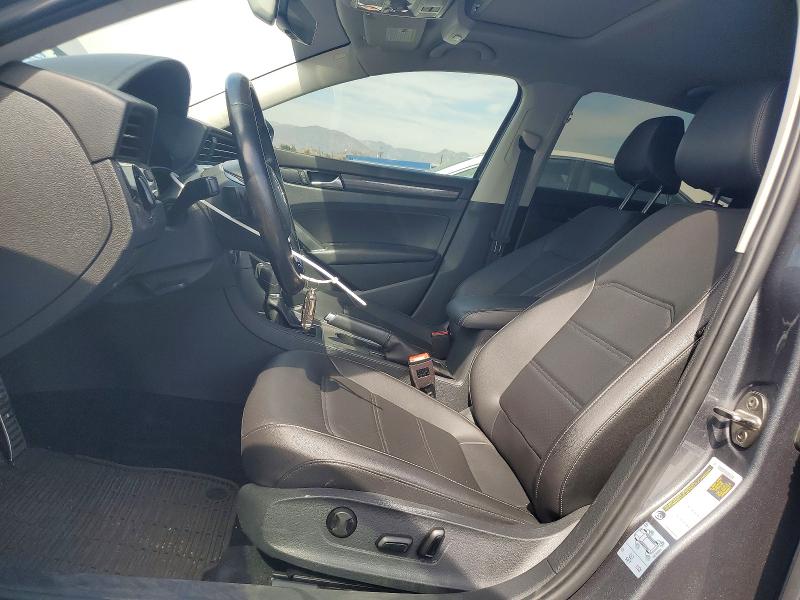 Photo 7 from auction – 2020 VOLKSWAGEN PASSAT with VIN 1VWMA7A38LC017550