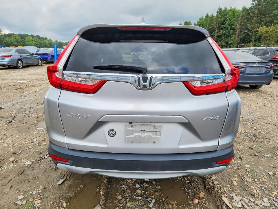Photo 6 from auction – 2019 HONDA CR-V with VIN 2HKRW2H86KH621258