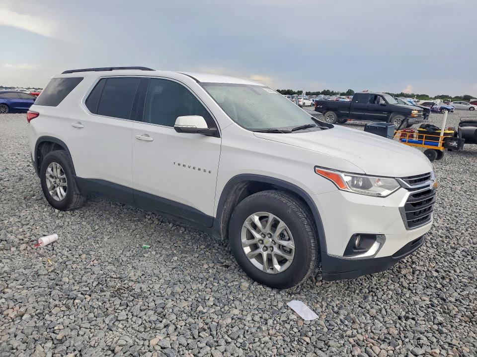 Photo 4 from auction – 2021 CHEVROLET TRAVERSE with VIN 1GNERGKW5MJ122091