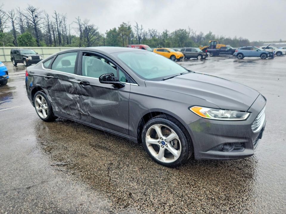 Photo 4 from auction – 2016 FORD FUSION with VIN 3FA6P0G72GR100058