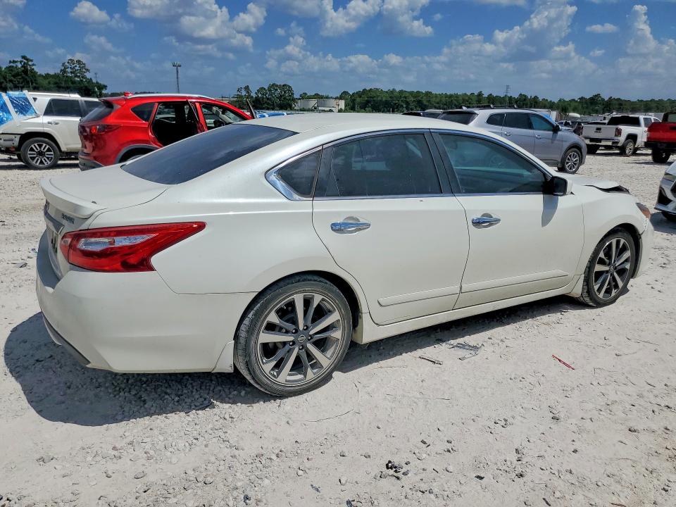 Photo 3 from auction – 2016 NISSAN ALTIMA with VIN 1N4BL3AP3GC233415