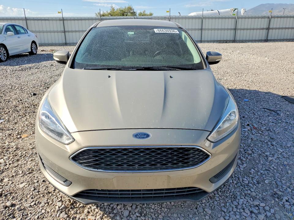 Photo 5 from auction – 2015 FORD FOCUS with VIN 1FADP3K25FL368331