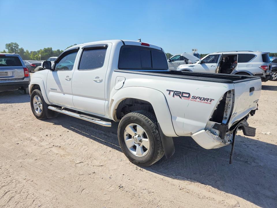 Photo 2 from auction – 2015 TOYOTA TACOMA with VIN 5TFJU4GN2FX088650