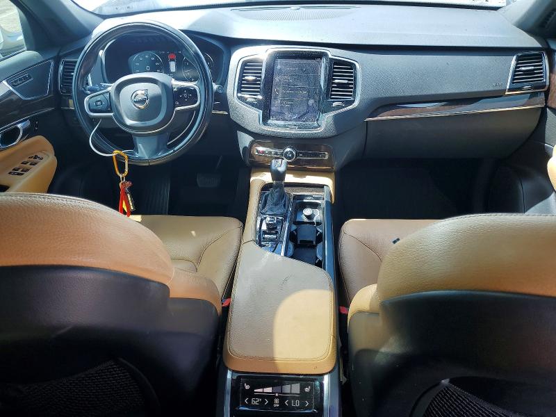Photo 8 from auction – 2017 VOLVO XC90 with VIN YV4A22PK4H1125393