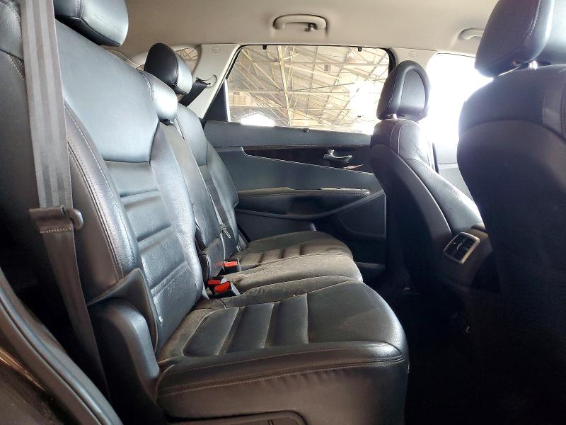 Photo 11 from auction – 2016 KIA SORENTO with VIN 5XYPH4A55GG105775