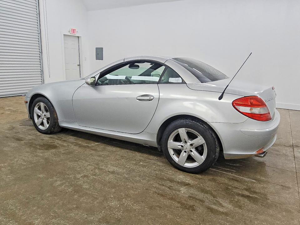 Photo 2 from auction – 2006 MERCEDES-BENZ SLK with VIN WDBWK54F66F129591