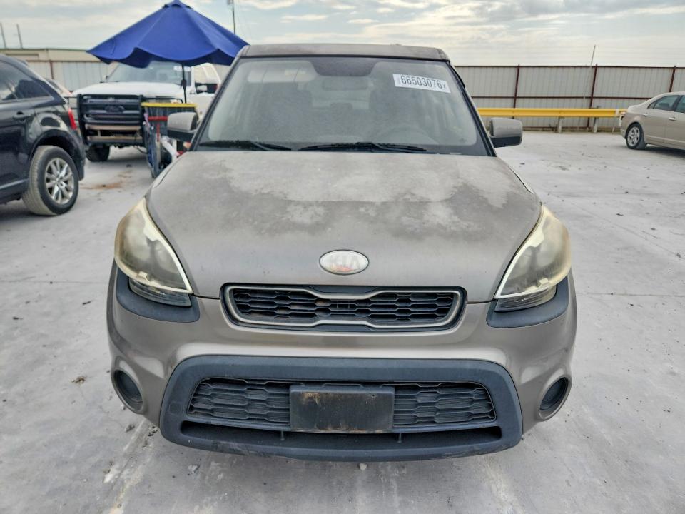 Photo 5 from auction – 2013 KIA SOUL with VIN KNDJT2A52D7494800