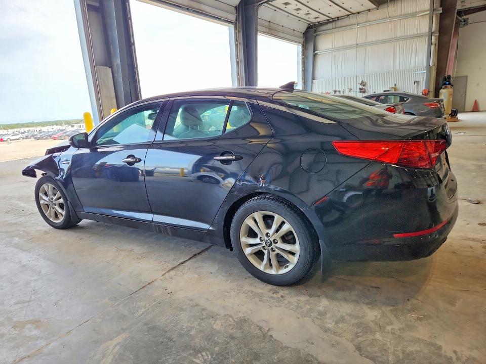 Photo 2 from auction – 2011 KIA OPTIMA with VIN KNAGN4A72B5099720