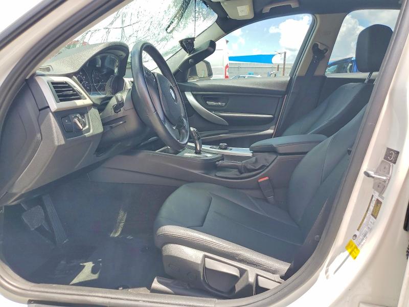 Photo 7 from auction – 2015 BMW 320 with VIN WBA3B1G59FNT64828