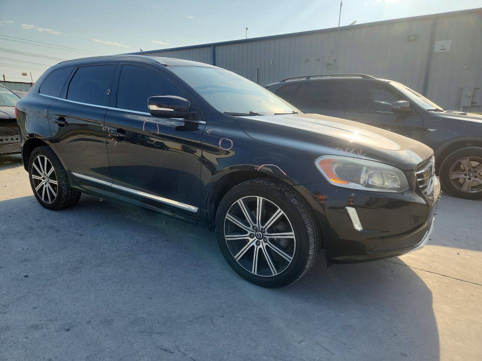 Zdjęcie 4 z aukcji – 2015 VOLVO XC60 z VIN YV440MDM9F2731266