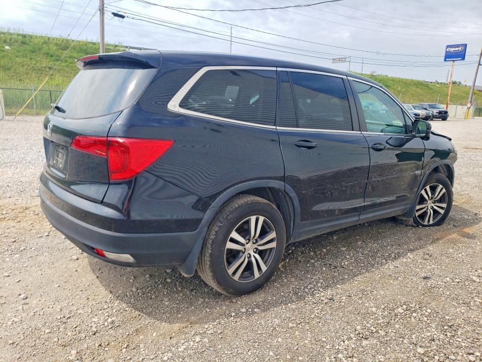 Снимка 3 от търг – 2018 HONDA PILOT с VIN 5FNYF5H3XJB017873
