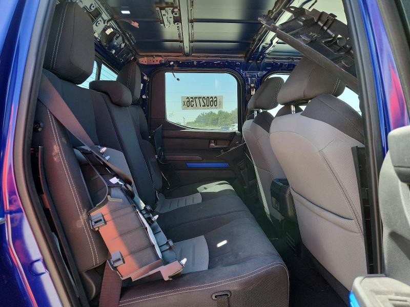 Photo 10 from auction – 2025 TOYOTA TACOMA with VIN 3TMLB5JN4SM102772