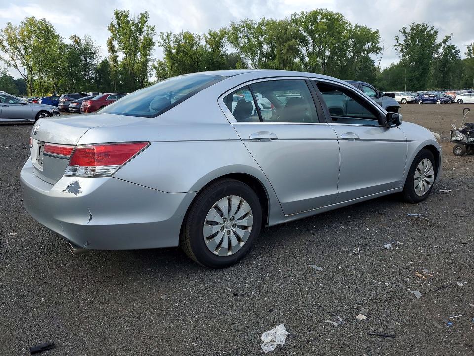 Photo 3 from auction – 2011 HONDA ACCORD with VIN 1HGCP2F36BA090856