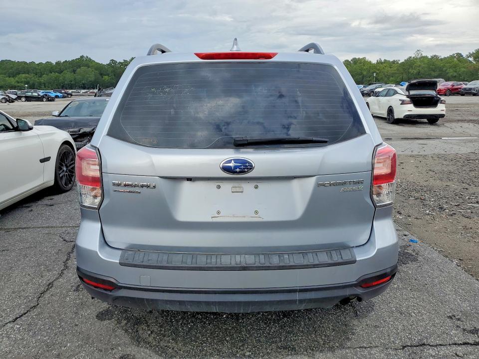 Photo 6 from auction – 2017 SUBARU FORESTER with VIN JF2SJABC5HH405966