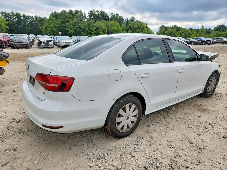 Photo 3 from auction – 2016 VOLKSWAGEN JETTA with VIN 3VW167AJ0GM342748