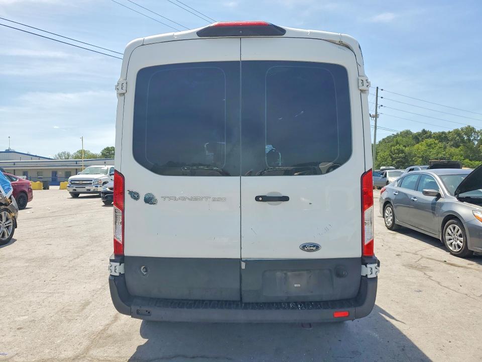 Photo 6 from auction – 2019 FORD TRANSIT with VIN 1FTYR2CM4KKA83815