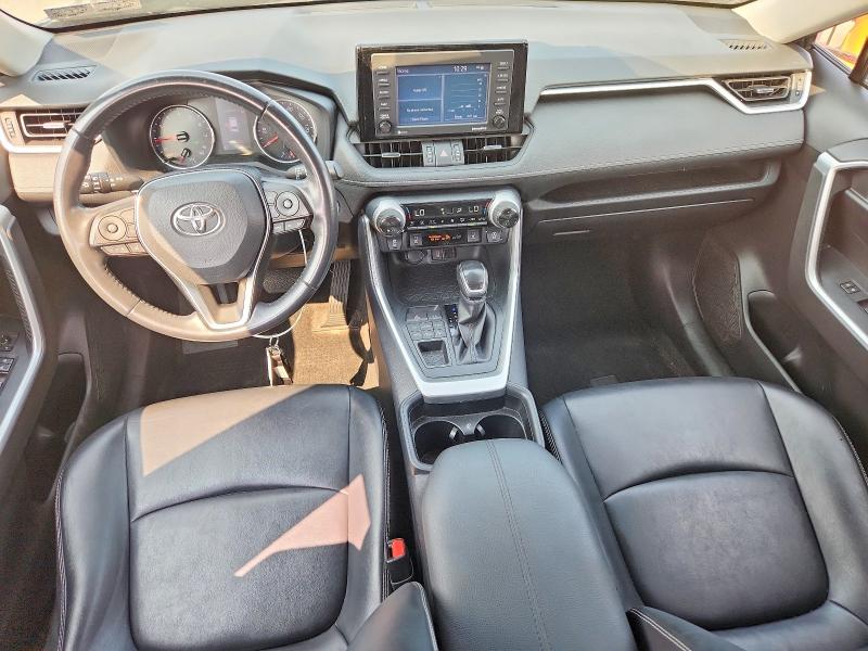 Photo 8 from auction – 2020 TOYOTA RAV4 with VIN JTMA1RFVXLJ035409
