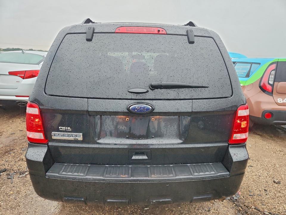 Photo 6 from auction – 2011 FORD ESCAPE with VIN 1FMCU0D70BKC31766