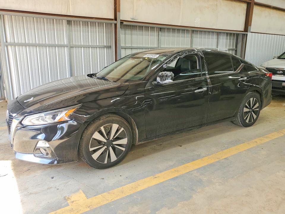NISSAN ALTIMA 2019 with VIN 1N4BL4EV5KC114031 - Photo from auction