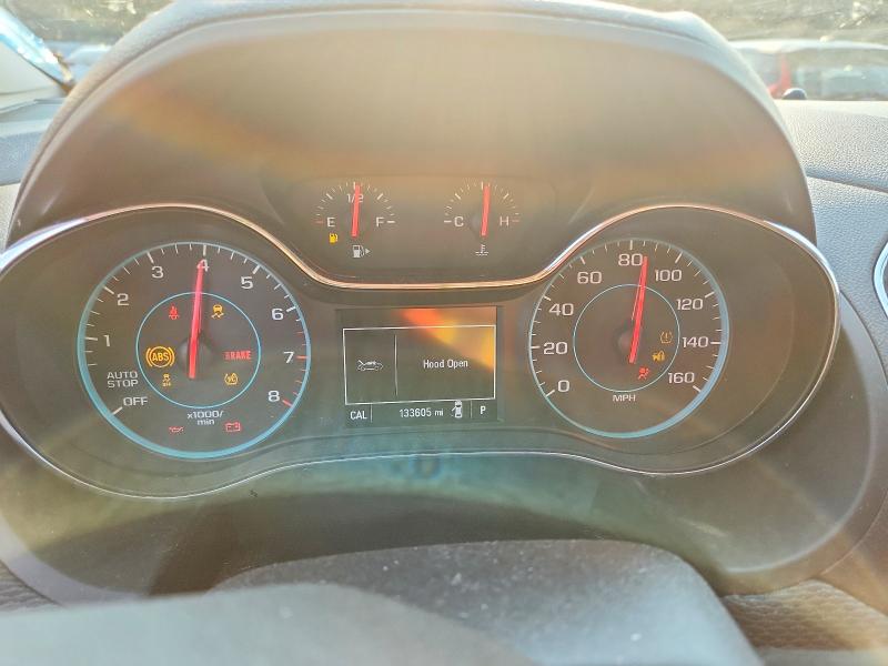 Photo 9 from auction – 2018 CHEVROLET CRUZE with VIN 1G1BE5SM2J7238943