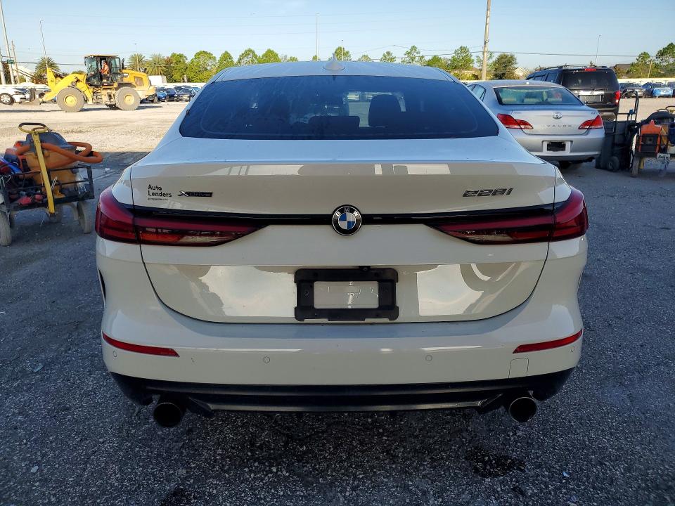 Photo 6 from auction – 2020 BMW 228XI with VIN WBA73AK08L7F95670