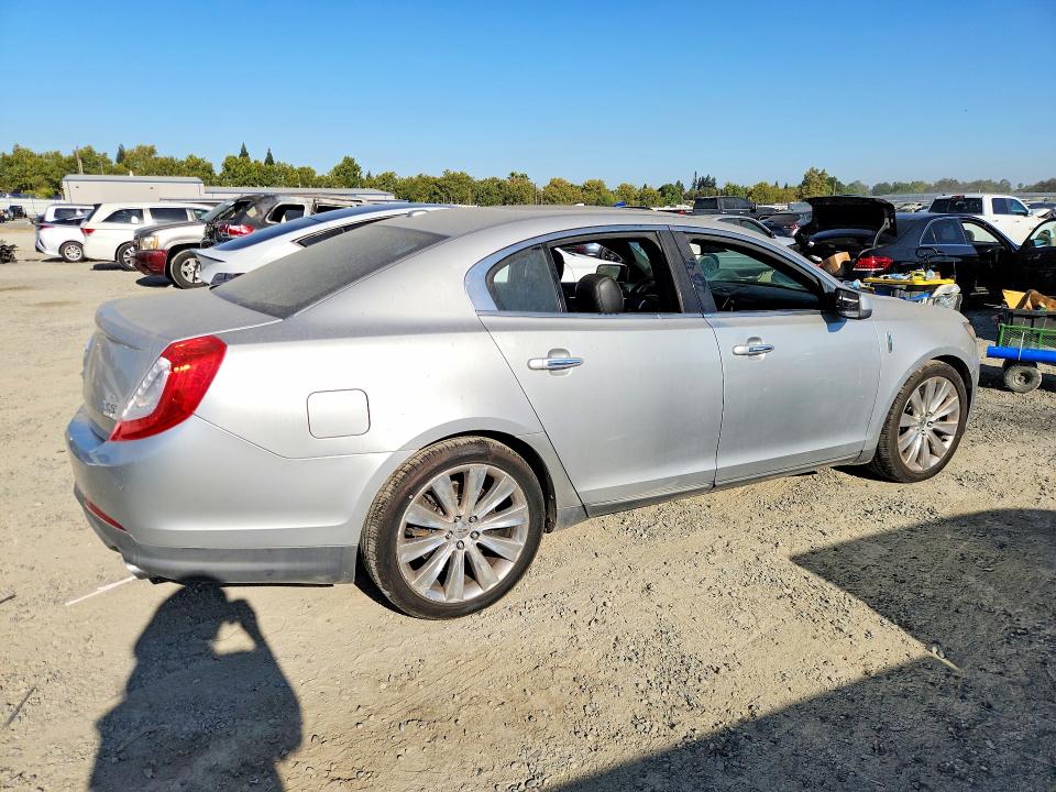 Photo 3 from auction – 2013 LINCOLN MKS with VIN 1LNHL9FT0DG610036