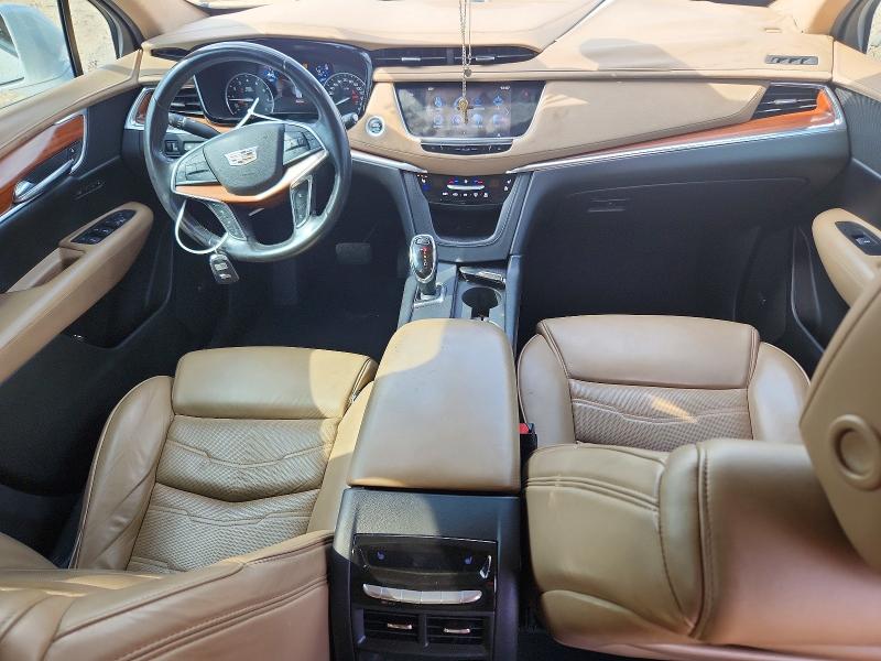 Photo 8 from auction – 2017 CADILLAC XT5 with VIN 1GYKNFRS1HZ111546