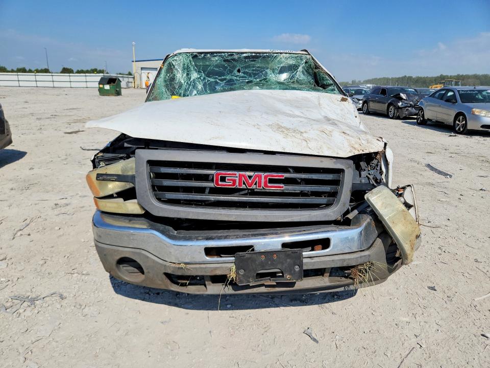 Photo 5 from auction – 2004 GMC NEW SIERRA with VIN 1GTEK19VX4E305678