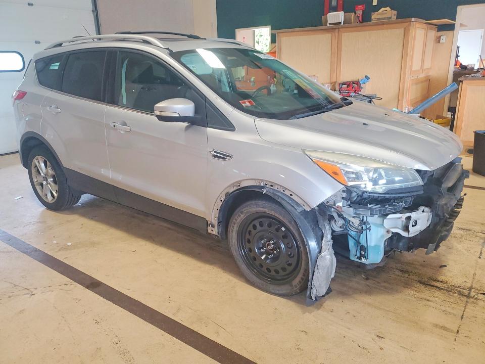 Photo 4 from auction – 2014 FORD ESCAPE with VIN 1FMCU9J97EUD05302
