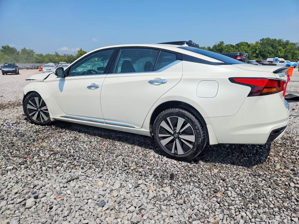 Photo 2 from auction – 2019 NISSAN ALTIMA with VIN 1N4BL4EV7KC172982