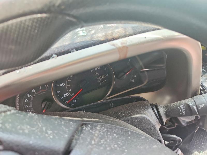 Photo 9 from auction – 2013 TOYOTA RAV4 with VIN 2T3WFREV6DW070699