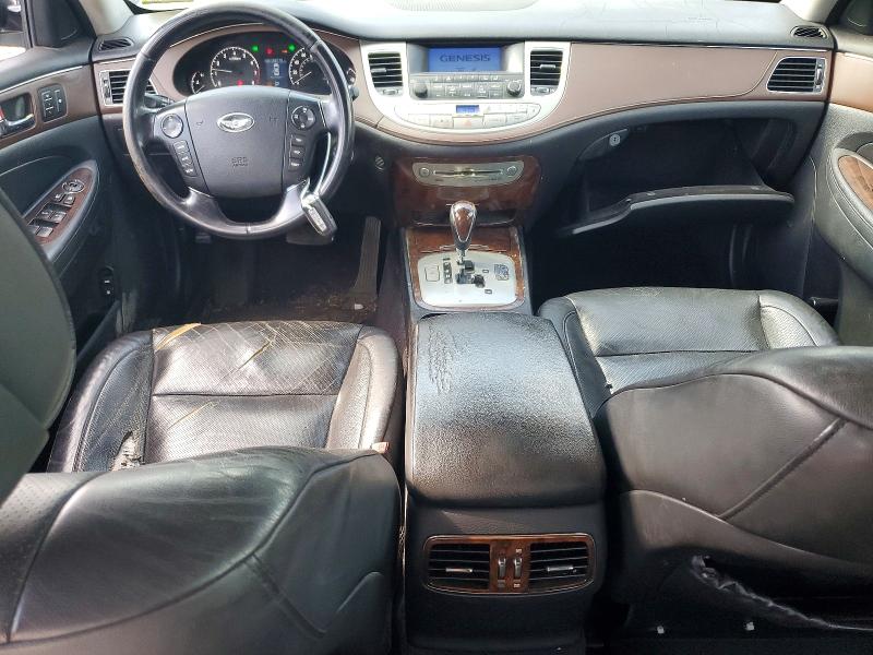 Photo 8 from auction – 2009 HYUNDAI GENESIS with VIN KMHGC46E99U020118