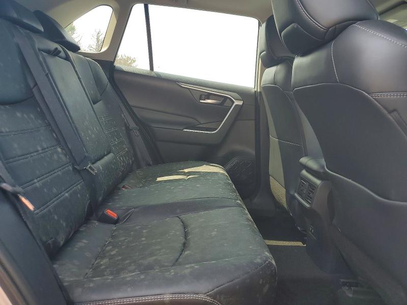 Photo 10 from auction – 2020 TOYOTA RAV4 with VIN 2T3A1RFV8LW115910