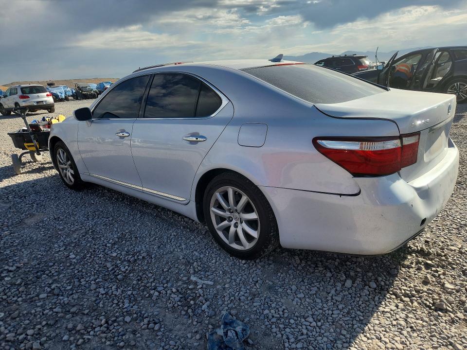 Photo 2 from auction – 2008 LEXUS LS with VIN JTHBL46F485061822
