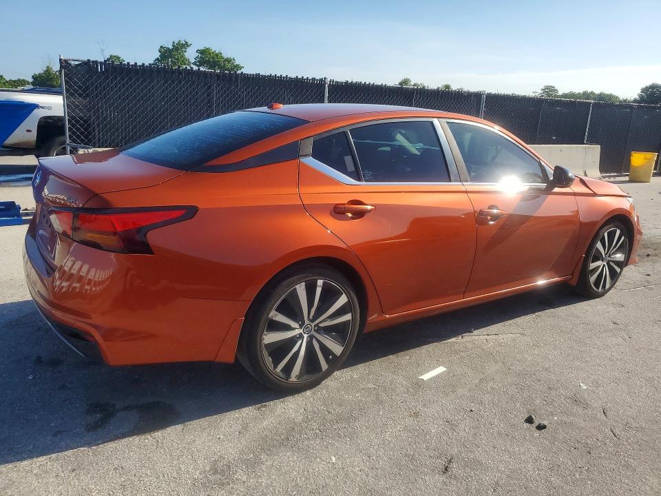 Photo 3 from auction – 2020 NISSAN ALTIMA with VIN 1N4BL4CV6LC122501