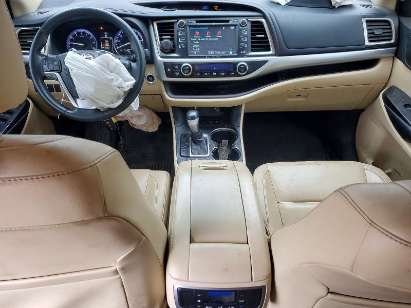 Zdjęcie 8 z aukcji – 2016 TOYOTA HIGHLANDER z VIN 5TDJKRFH5GS299721