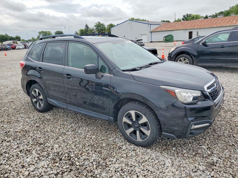 Photo 4 from auction – 2018 SUBARU FORESTER with VIN JF2SJARC1JH443979