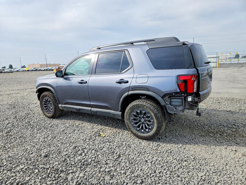 Photo 2 from auction – 2026 HONDA PASSPORT with VIN 5FNYF9H58TB074035
