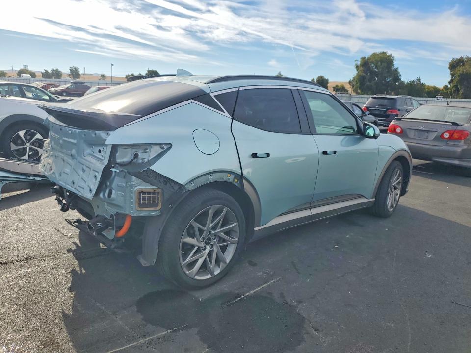 Photo 3 from auction – 2024 GENESIS GV60 with VIN KMUKCDSC3RU020308