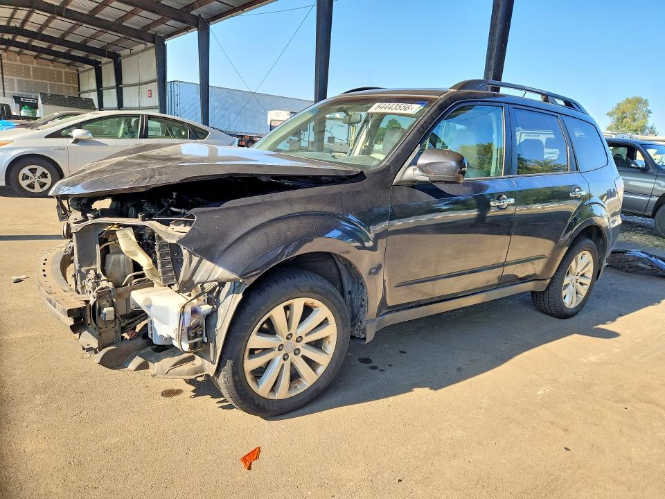 SUBARU FORESTER 2011 z numerem VIN JF2SHADC3BH710043 - Zdjęcie z aukcji