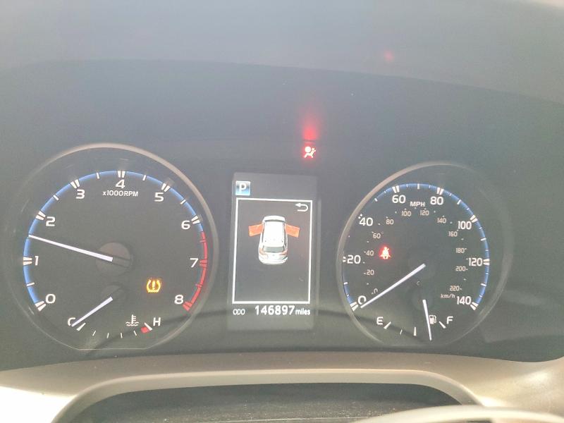 Фото 9 с аукциона – 2017 TOYOTA RAV4 с VIN JTMRFREV6HJ707348