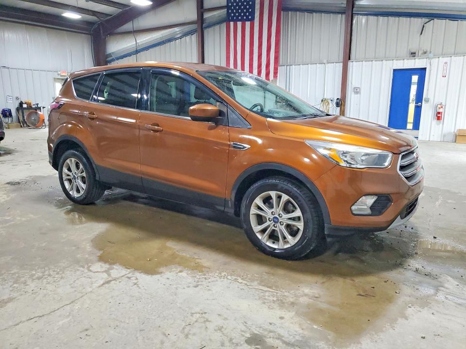 Снимка 4 от търг – 2017 FORD ESCAPE с VIN 1FMCU9GD9HUE45030