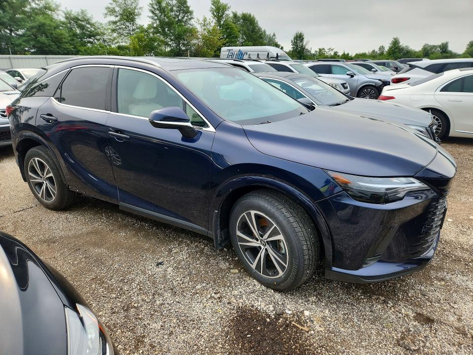 Photo 4 from auction – 2024 LEXUS RX 350 with VIN JTJCHMAA9R2020797