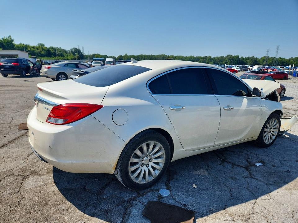 Photo 3 from auction – 2012 BUICK REGAL with VIN 2G4GS5EK4C9166785