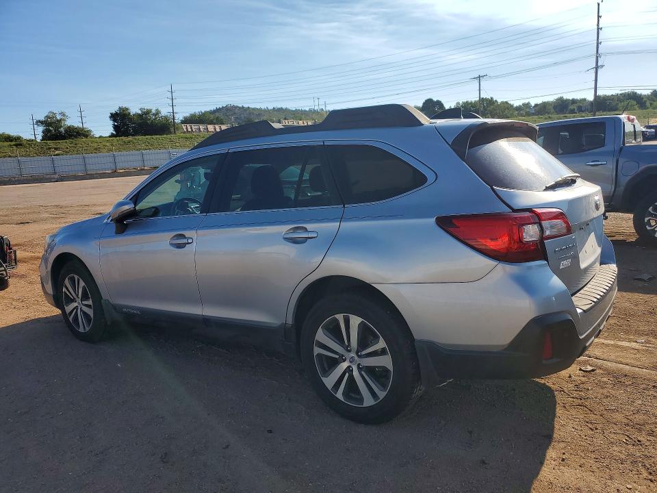 Photo 2 from auction – 2018 SUBARU OUTBACK with VIN 4S4BSANC2J3280026